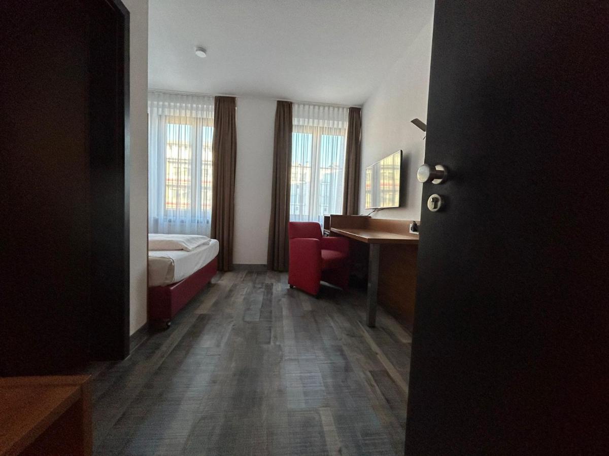 נירנברג Hotel Fackelmann מראה חיצוני תמונה