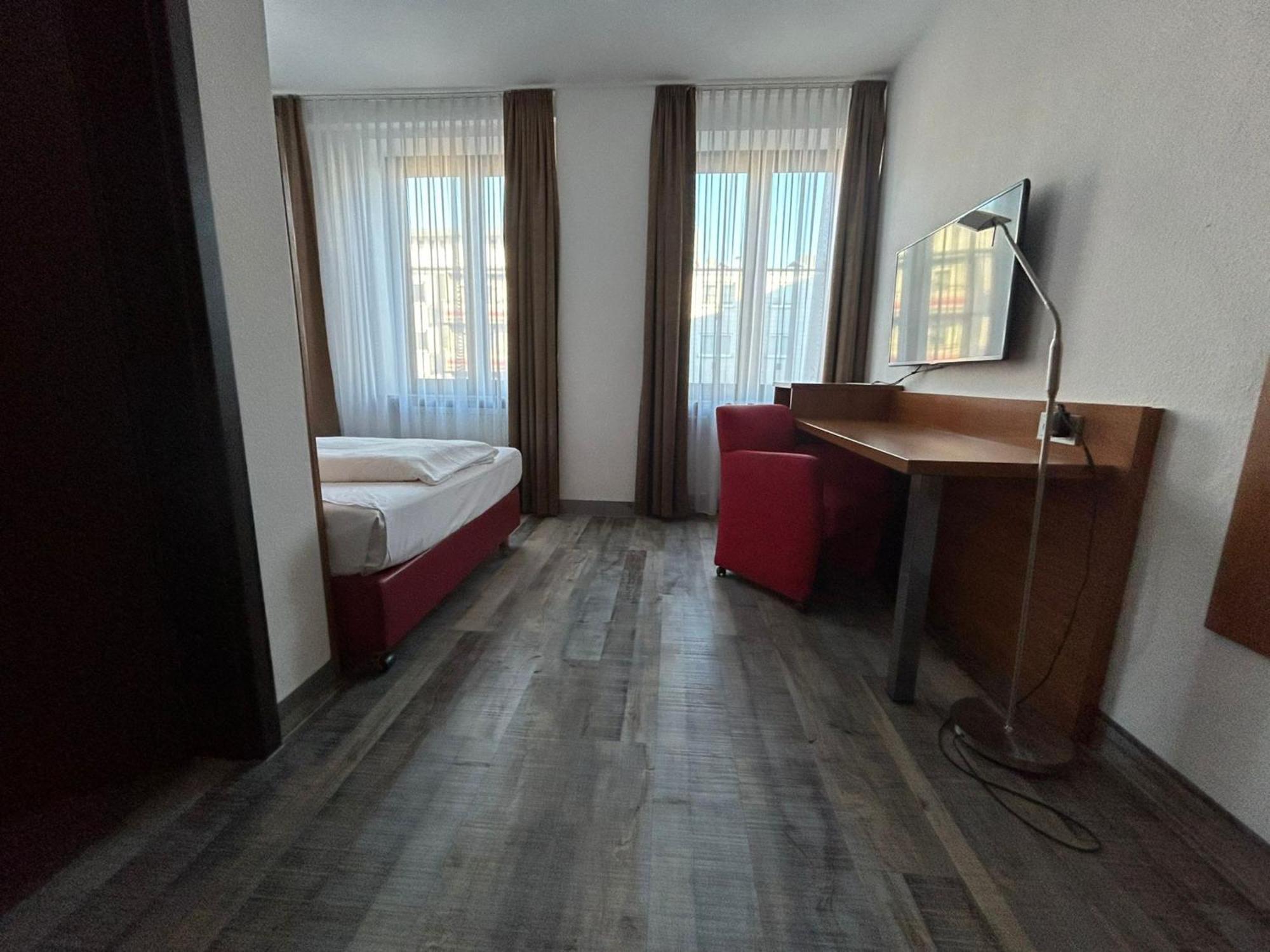 נירנברג Hotel Fackelmann מראה חיצוני תמונה